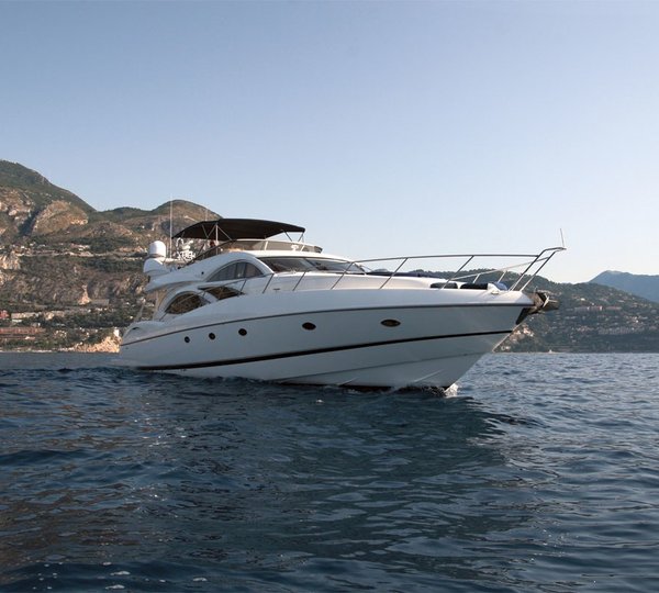 The 23m Yacht LUCKY SEVEN