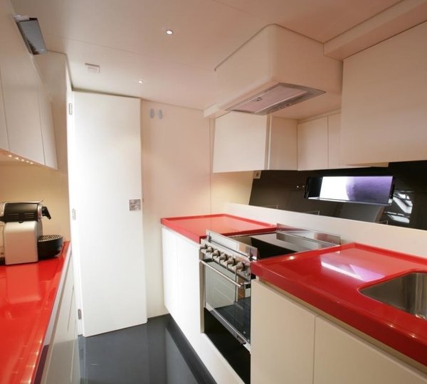 The 23m Yacht TANGO G