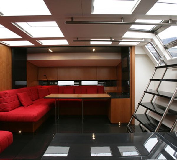 The 23m Yacht TANGO G