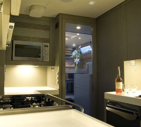 The 24m Yacht CRACKERJACK