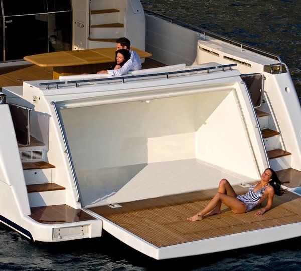 The 24m Yacht LAVITALEBELA