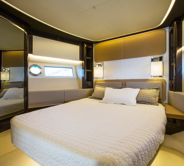 The 24m Yacht TOFFEE CRISP