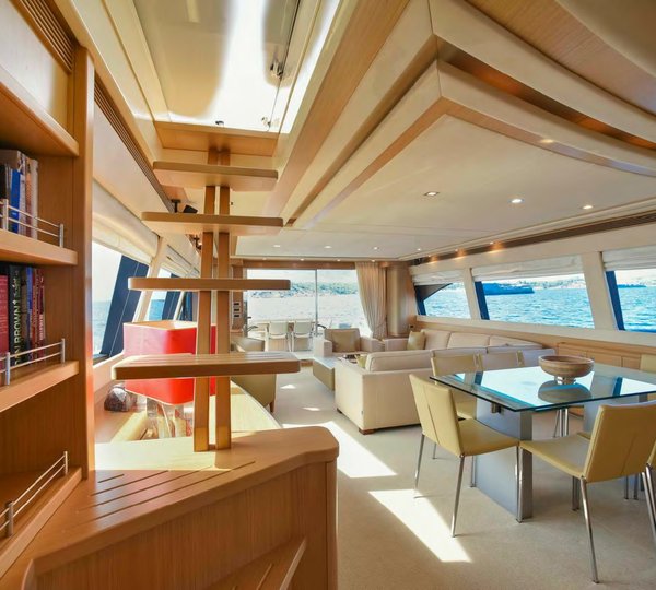 The 25m Yacht JULIE M