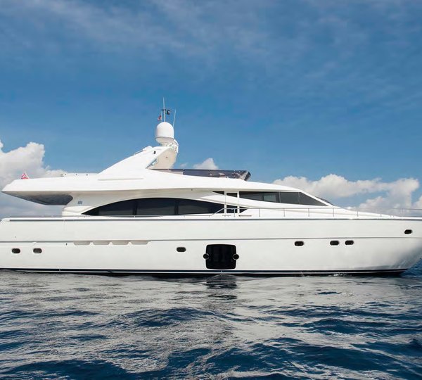 The 25m Yacht JULIE M