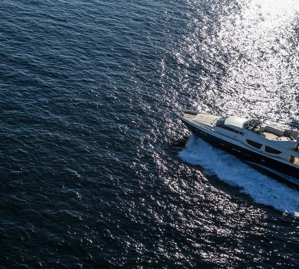 The 25m Yacht MYTHOS