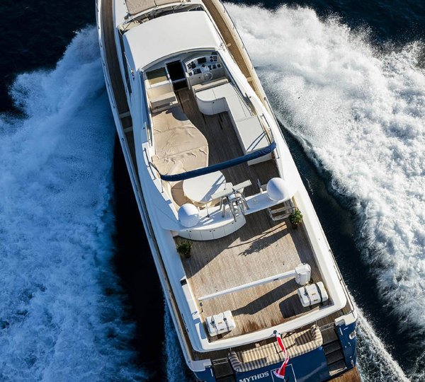 The 25m Yacht MYTHOS