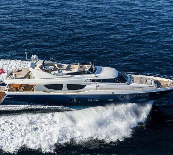 The 25m Yacht MYTHOS