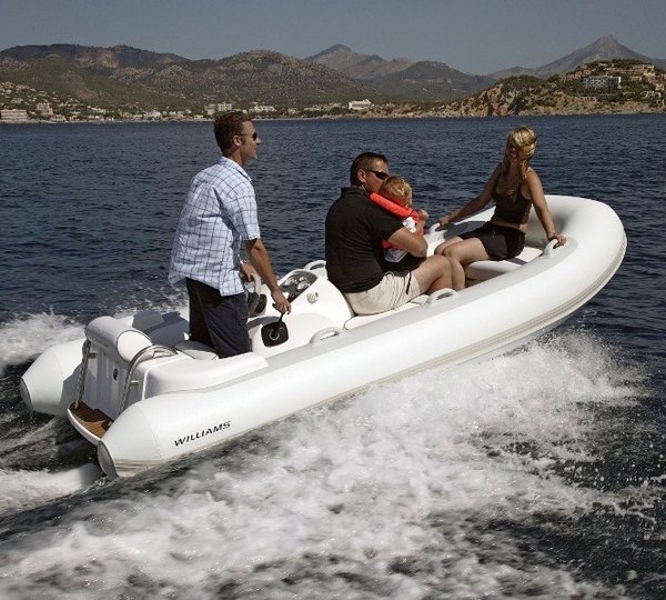 The 25m Yacht NOHEEA