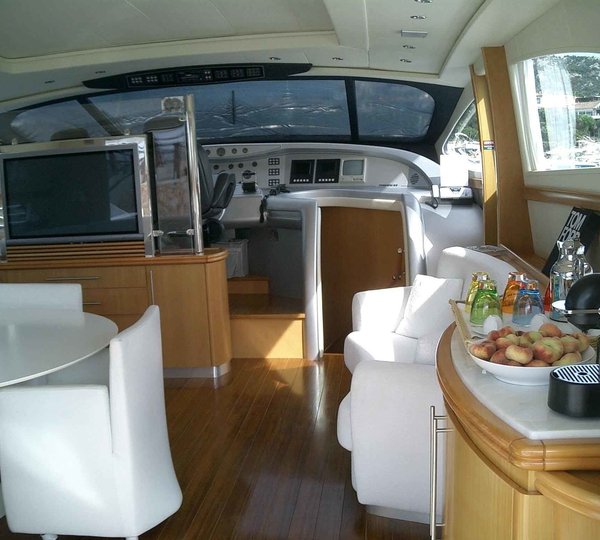 Inside Aboard Yacht SPIRIT OF ZEN