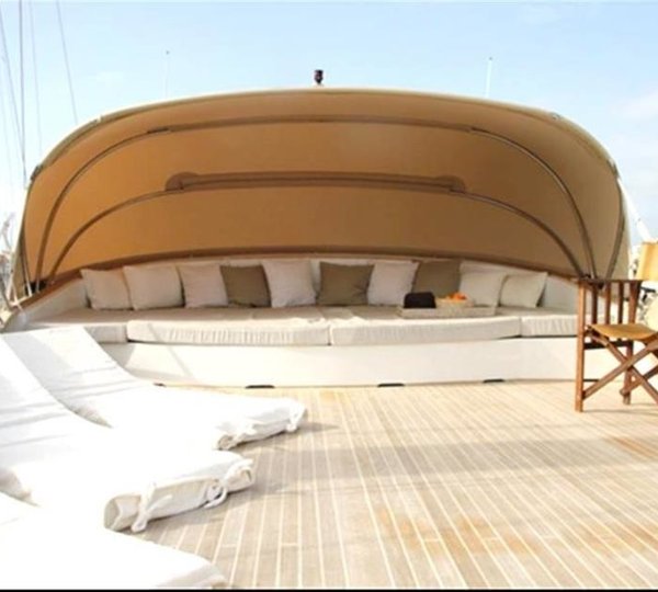 The 27m Yacht CONQUEST OF 1966