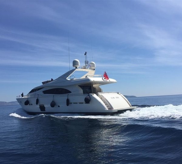 The 27m Yacht DAY OFF
