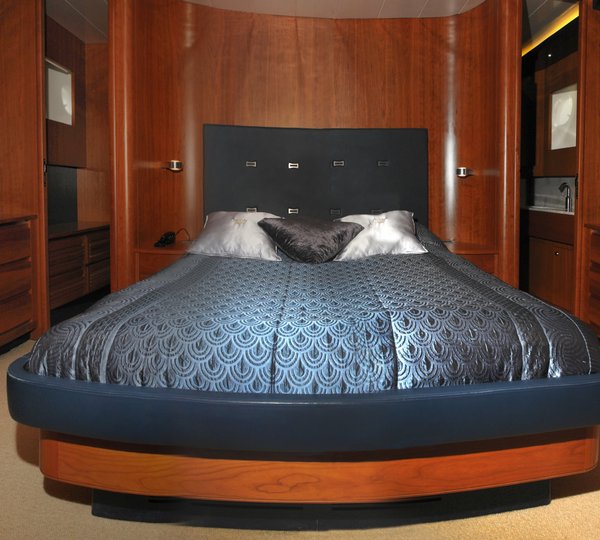 The 27m Yacht DREAM ON