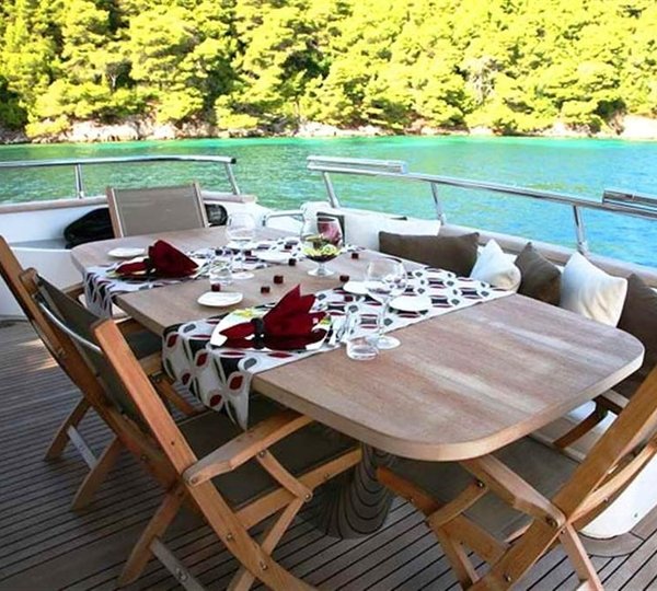 The 27m Yacht INCLINATION 1