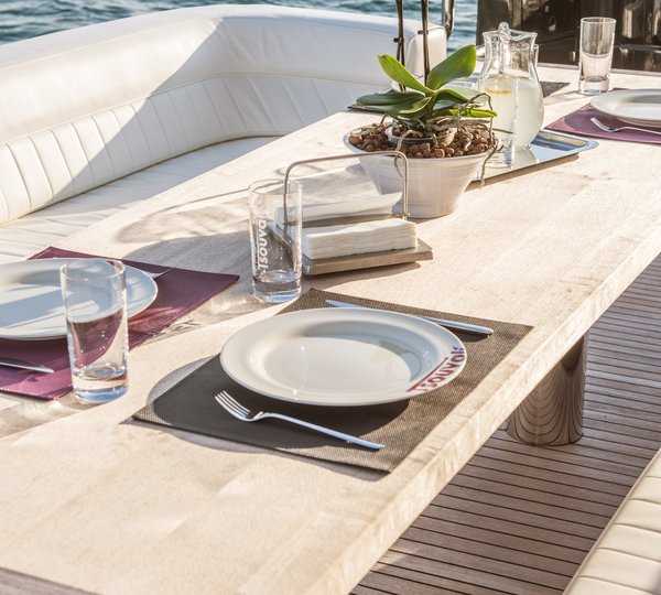 The 27m Yacht TSOUVALI