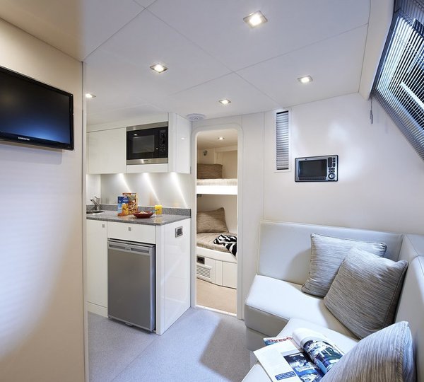 The 28m Yacht AQUA LIBRA