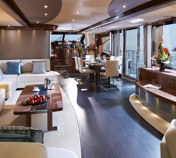 The 28m Yacht AQUA LIBRA