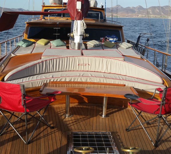 The 28m Yacht BESAME MUCHO