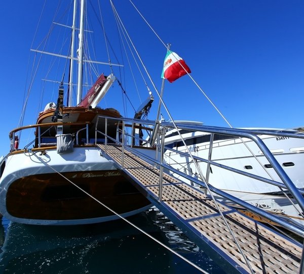 The 28m Yacht BESAME MUCHO