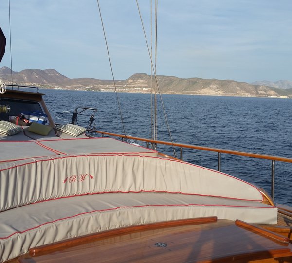 The 28m Yacht BESAME MUCHO