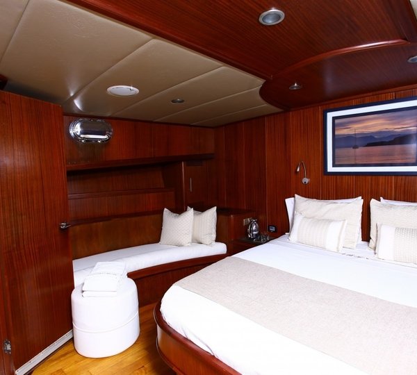 The 28m Yacht BESAME MUCHO