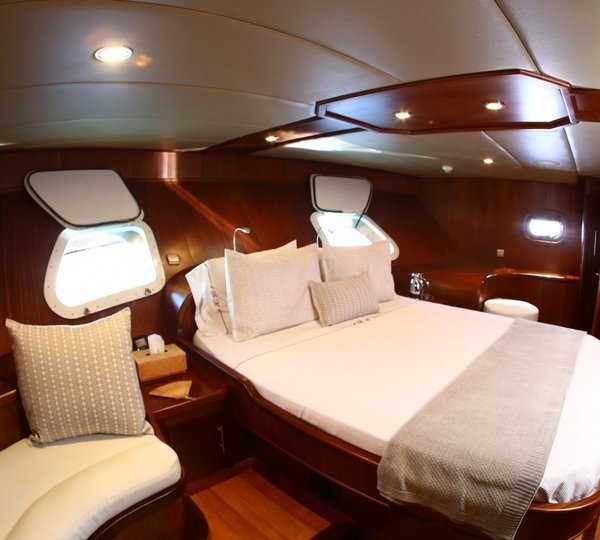 The 28m Yacht BESAME MUCHO