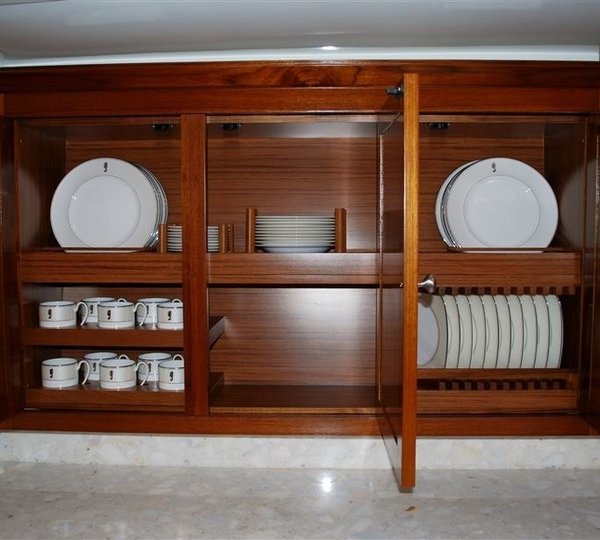 The 28m Yacht FALCON