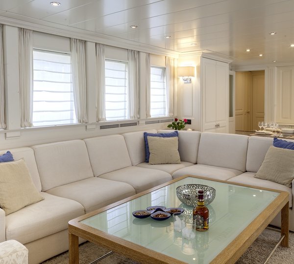 The 28m Yacht HARMONYA