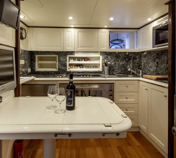 The 28m Yacht HARMONYA