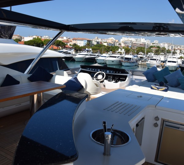 The 28m Yacht RAY III