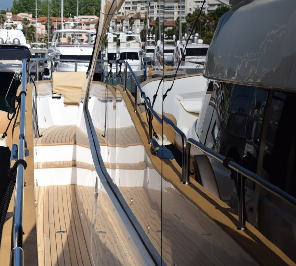 The 28m Yacht RAY III