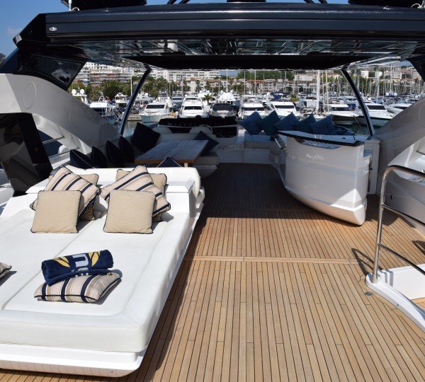 The 28m Yacht RAY III