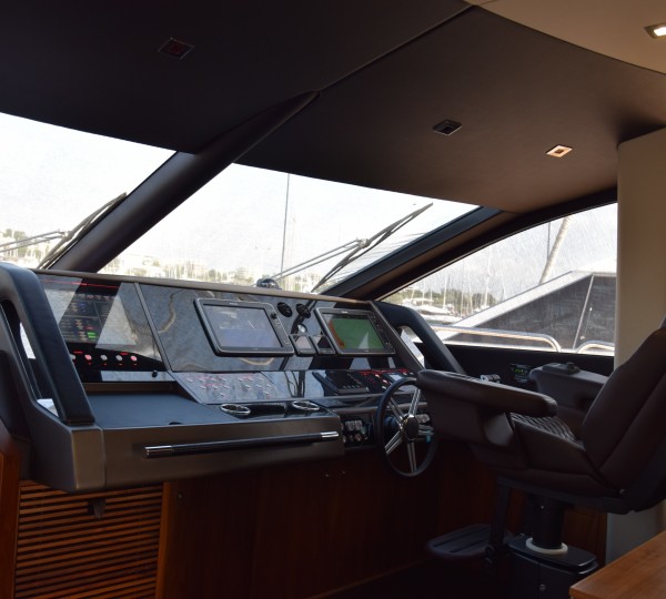 The 28m Yacht RAY III