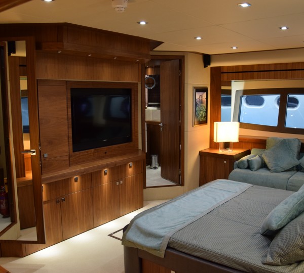 The 28m Yacht RAY III