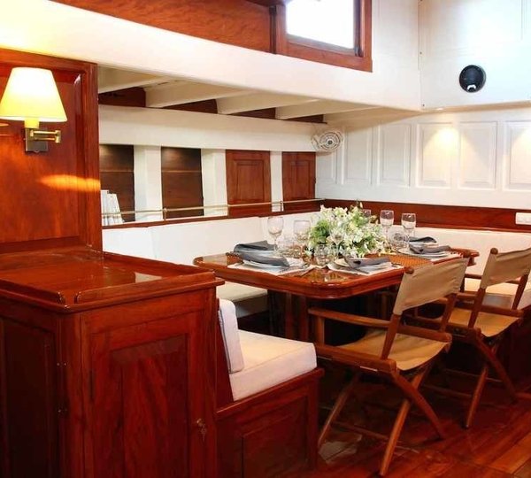 The 29m Yacht AVENTURE