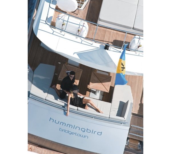 The 30m Yacht HUMMINGBIRD