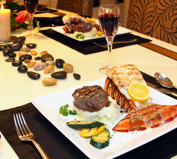 The 30m Yacht INSATIABLE