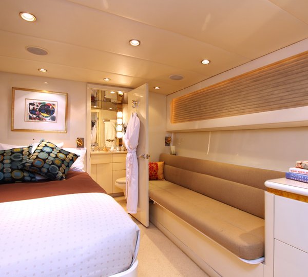 The 30m Yacht INSATIABLE