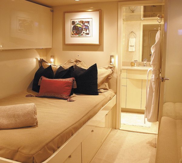 The 30m Yacht INSATIABLE