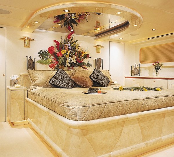 The 30m Yacht INSATIABLE
