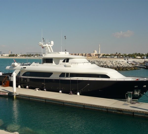 The 30m Yacht LADIES FIRST
