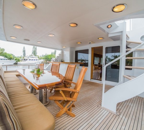 The 30m Yacht LADY LEX