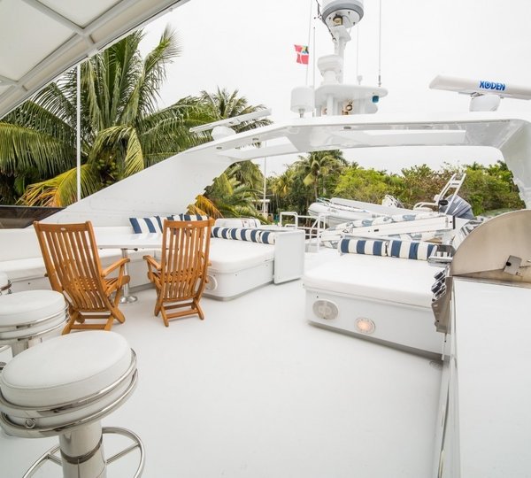 The 30m Yacht LADY LEX