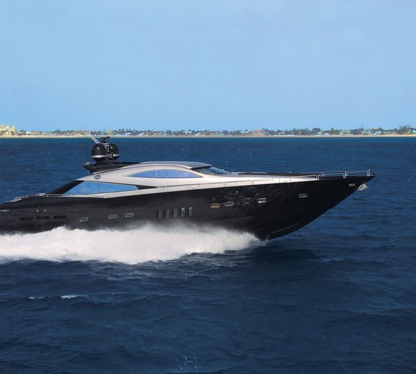 The 30m Yacht MURCIELAGO