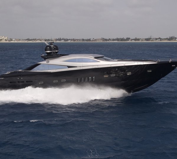 The 30m Yacht MURCIELAGO