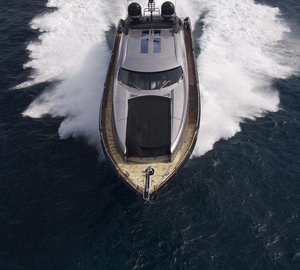 The 30m Yacht MURCIELAGO