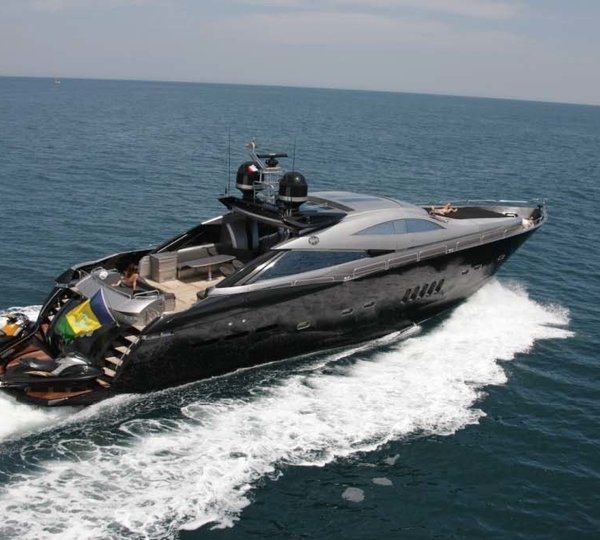 The 30m Yacht MURCIELAGO