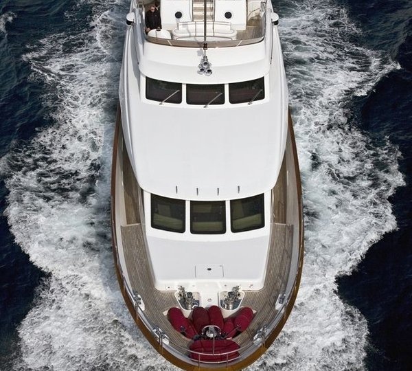 The 30m Yacht NANOU