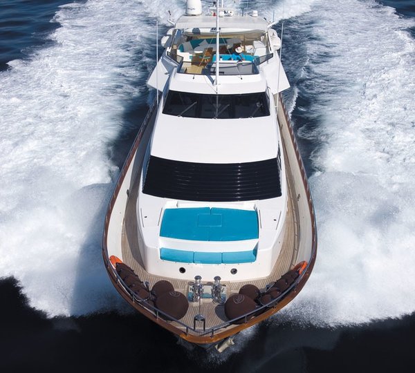 The 30m Yacht POWDERMONKEY OF LONDON