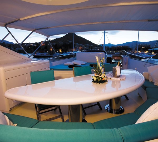 The 30m Yacht POWDERMONKEY OF LONDON