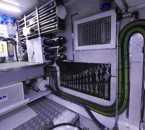 The 30m Yacht RAPTURE